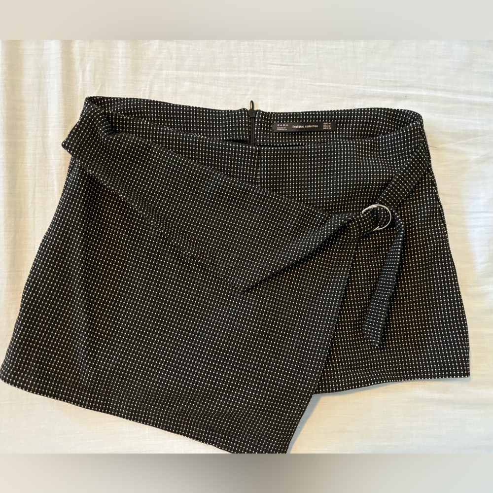 Zara Black and White Polka Dot Faux Wrap Mini Skort